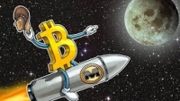 Bitcoin bất ngờ tăng lên trên 7.000 USD